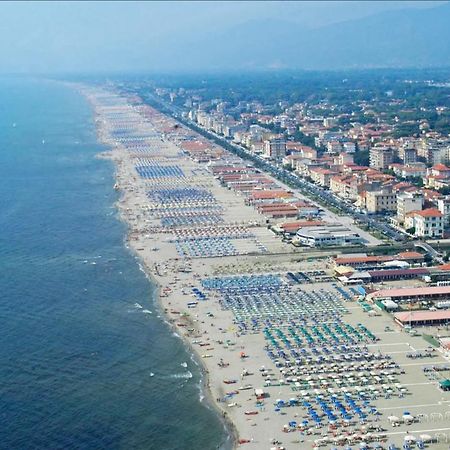 Appartamento Orizzonte Viareggio Exterior photo