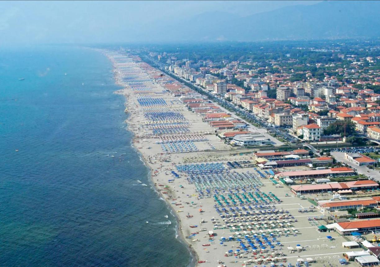 Appartamento Orizzonte Viareggio Exterior photo